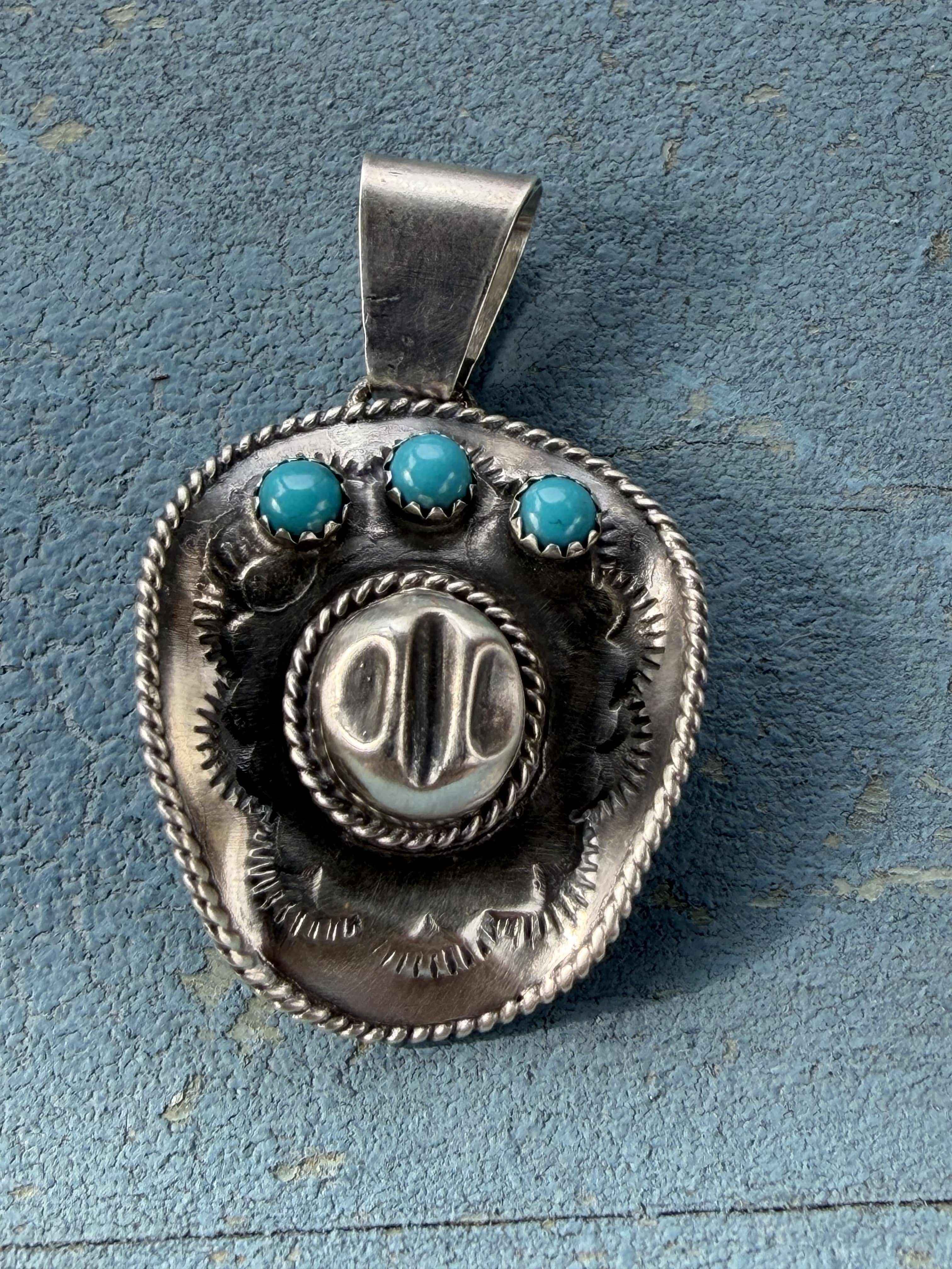 PENDANTS