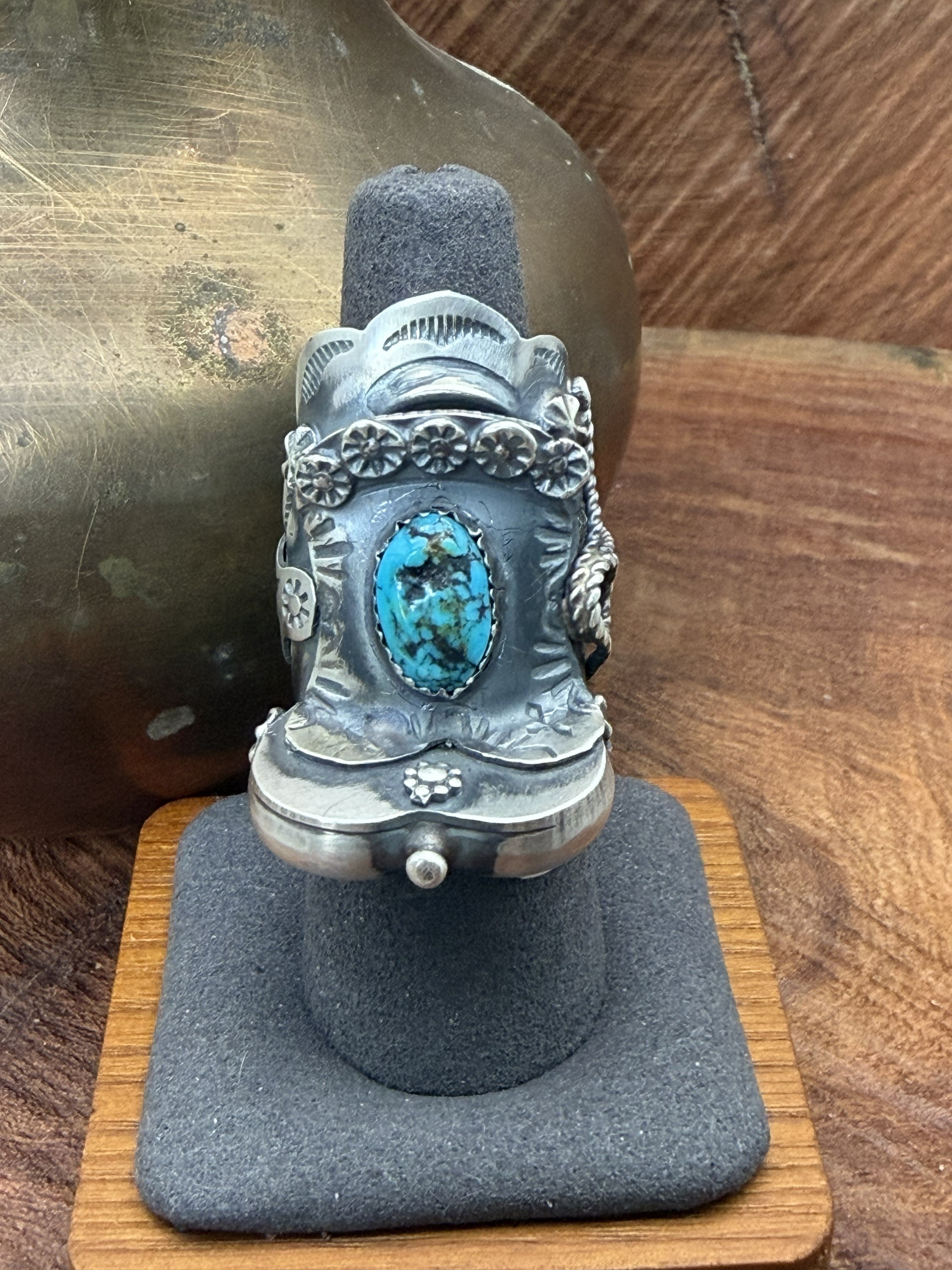 *Native American Made*  Navajo Tim Yazzie:  Saddle Ring