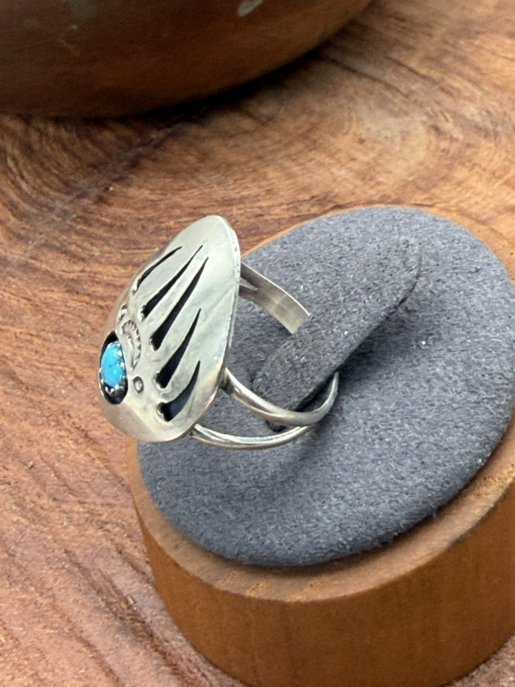 *Native American Made*  Navajo Brenda Boyd:  Bear Claw Ring