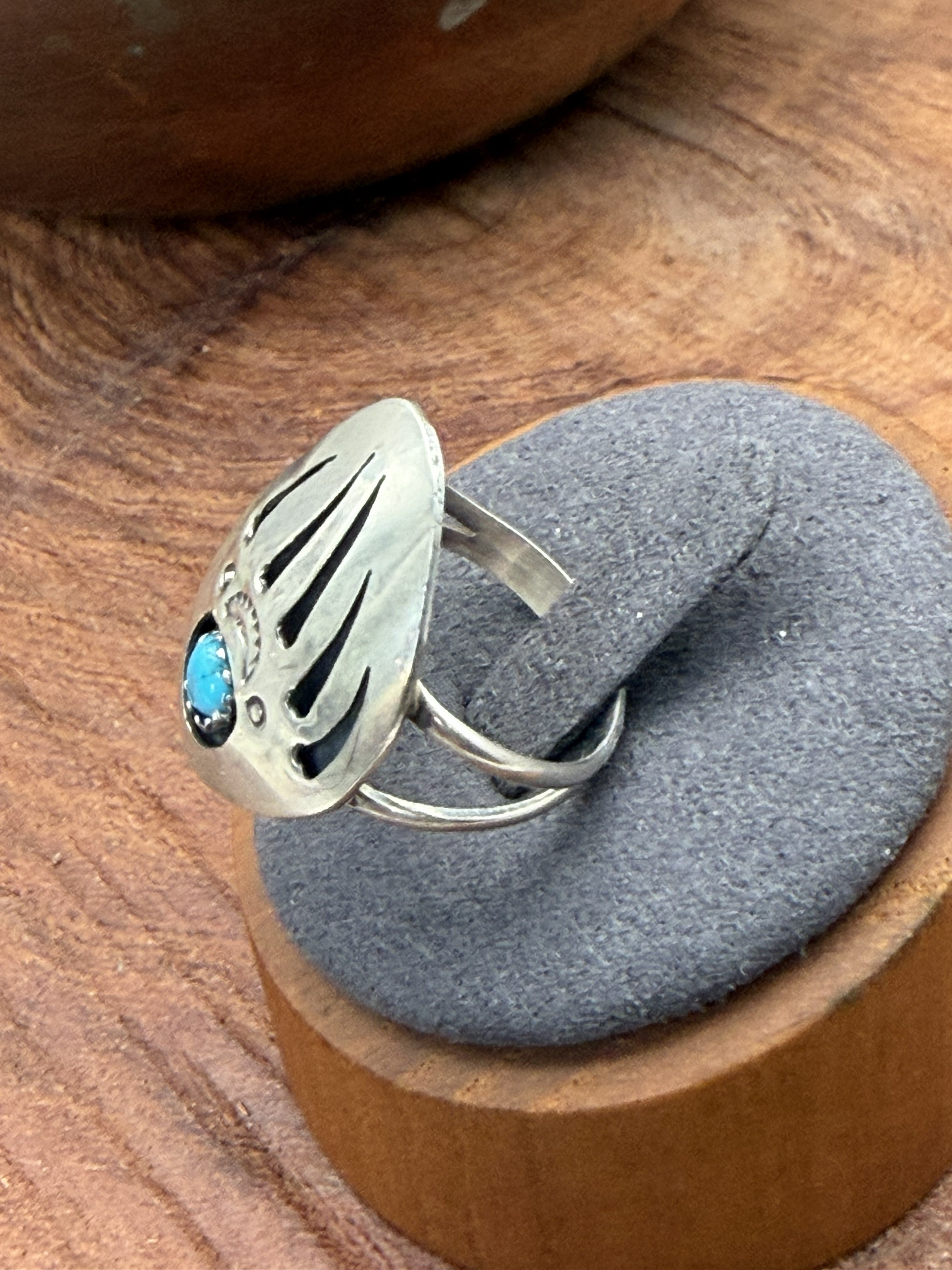 *Native American Made*  Navajo Brenda Boyd:  Bear Claw Ring