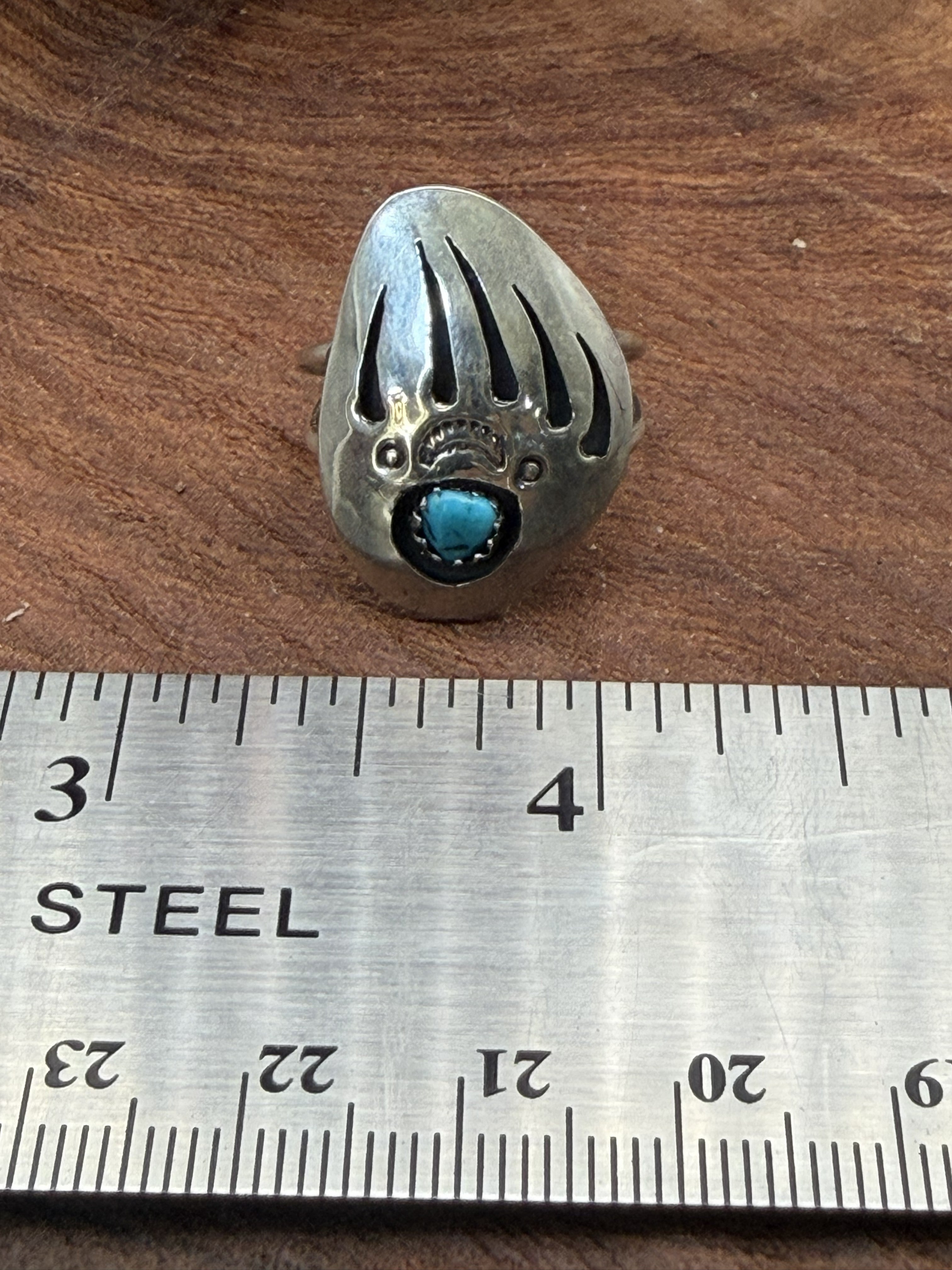 *Native American Made*  Navajo Brenda Boyd:  Bear Claw Ring