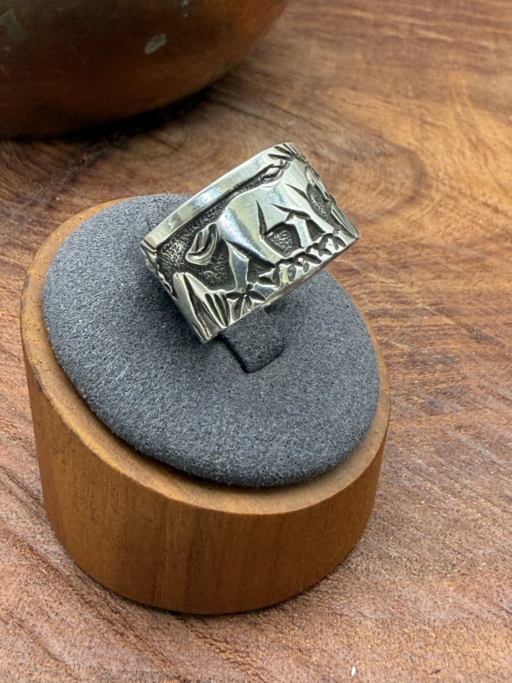 *Native American Made* Navajo Loyd Becenti:  Storytelling Ring