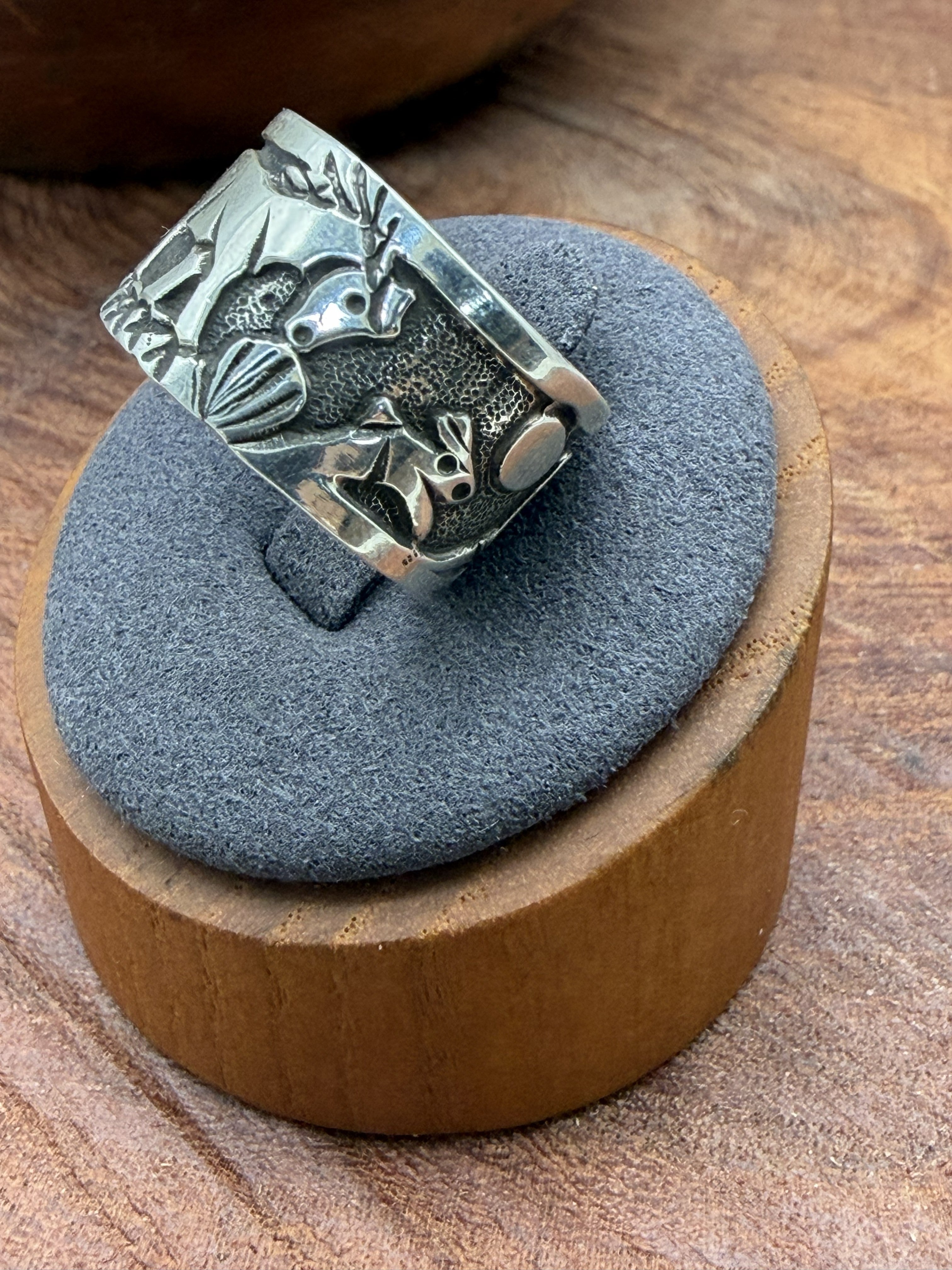 *Native American Made* Navajo Loyd Becenti:  Storytelling Ring