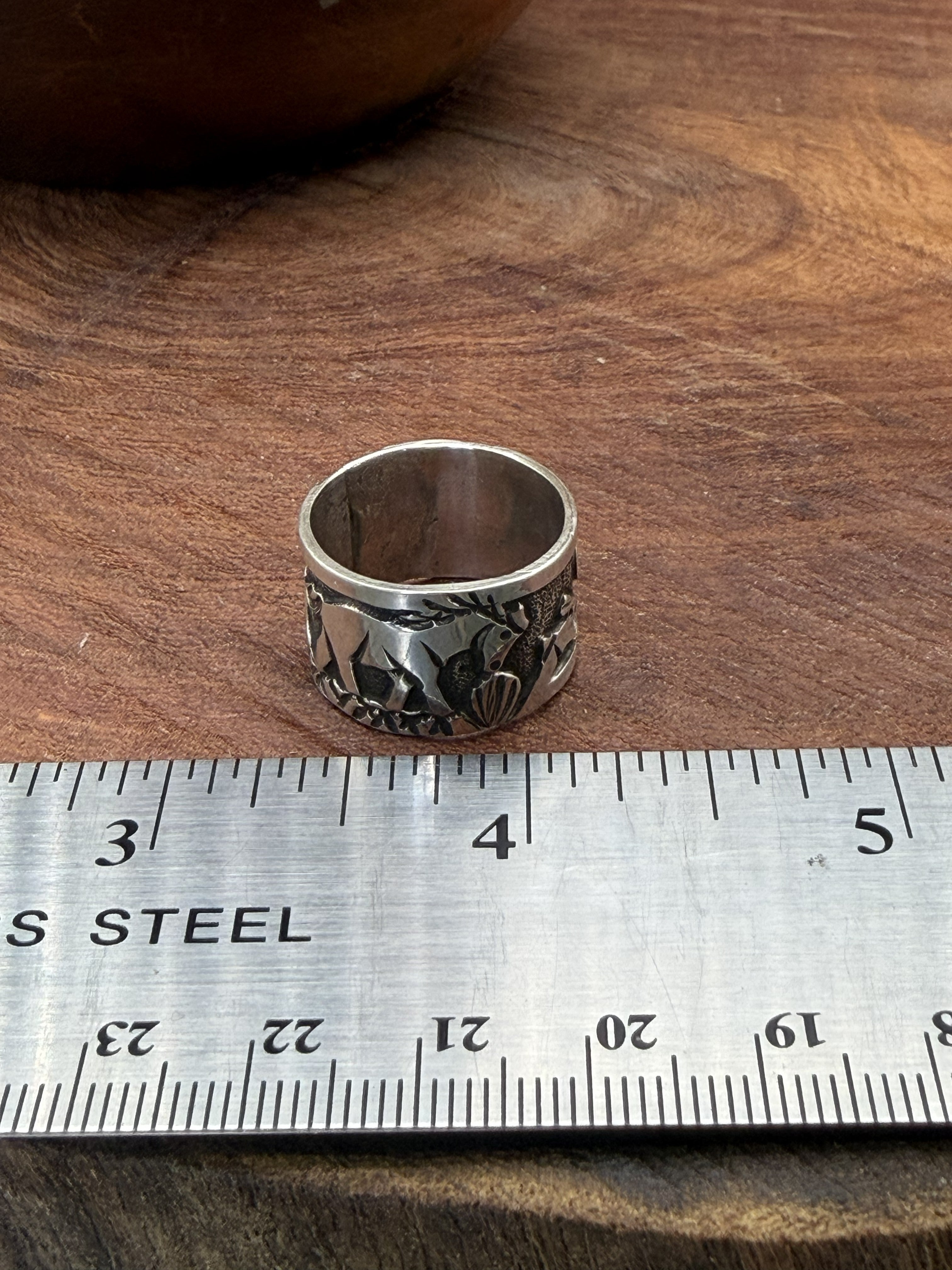 *Native American Made* Navajo Loyd Becenti:  Storytelling Ring