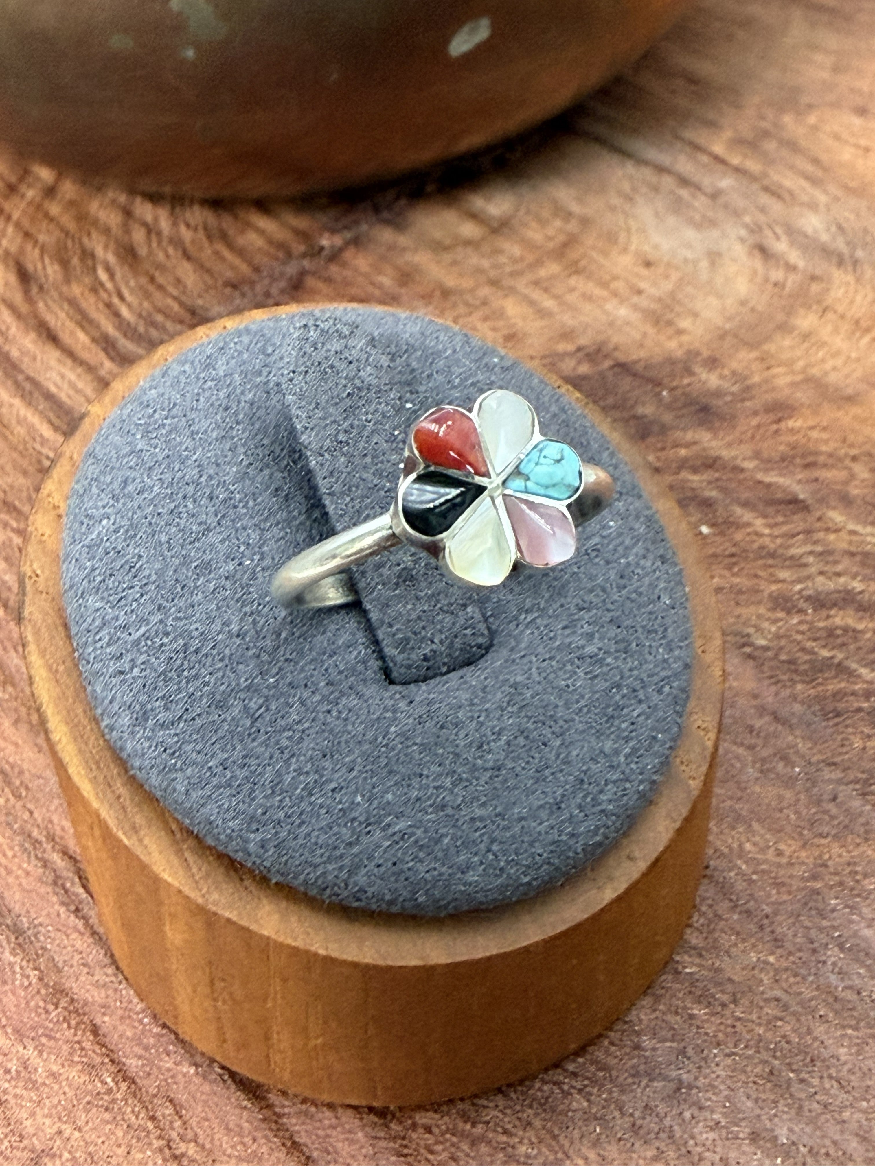 *Native American Made*  Zuni Raymond Bobble:  Zuni Flower Ring