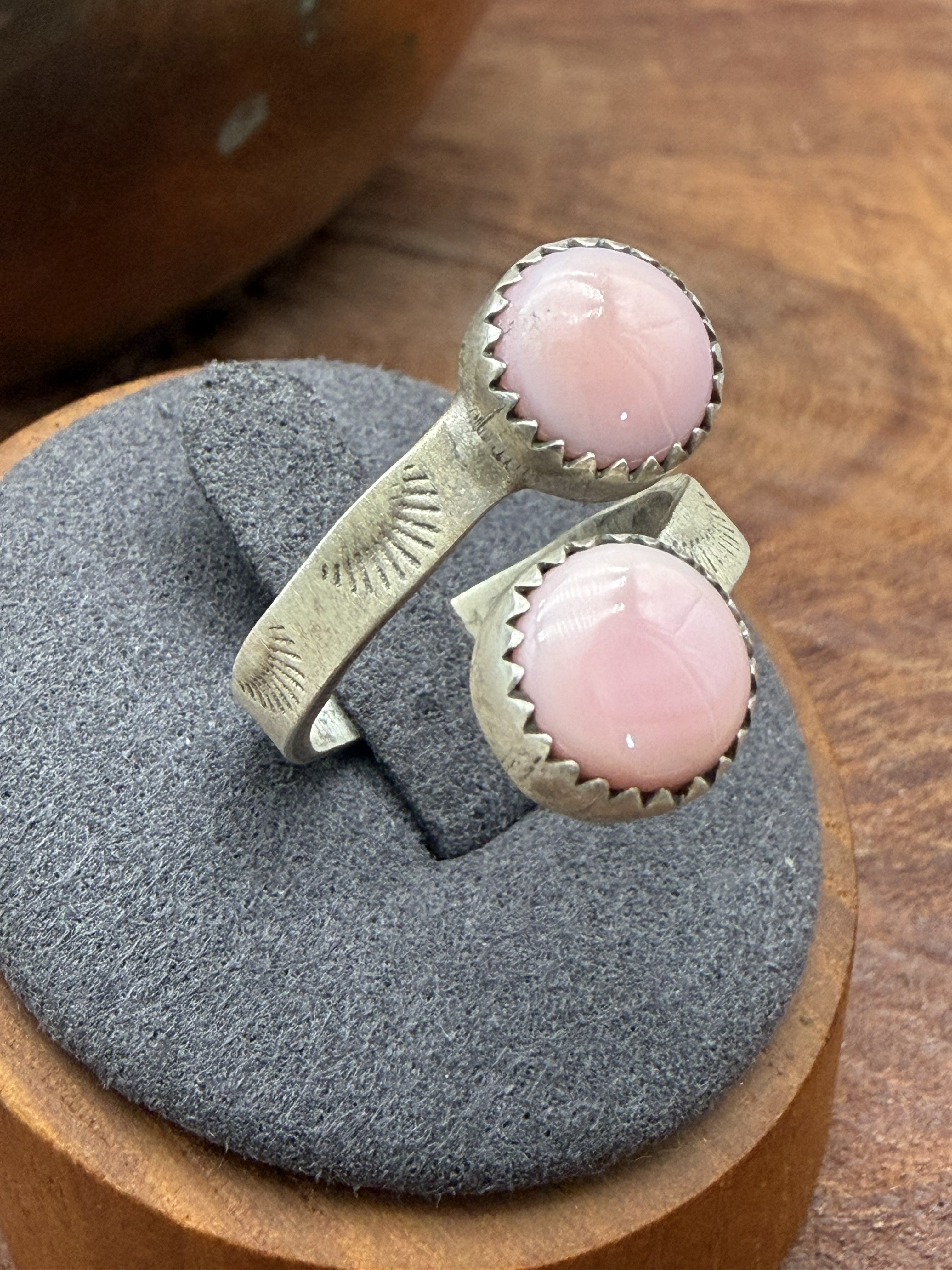 Pink Conch Bypass Ring
