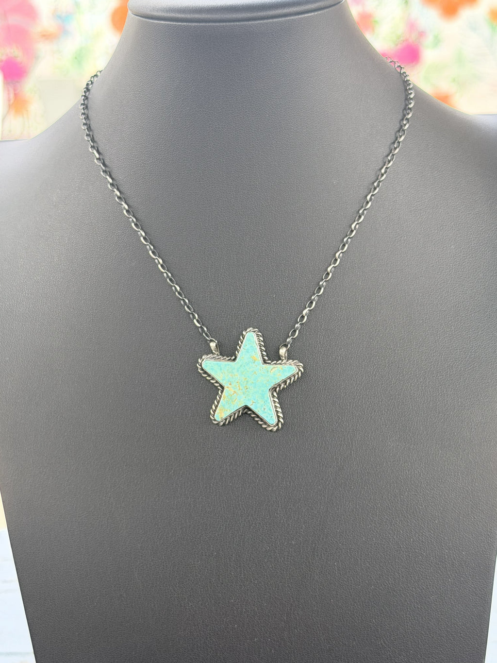 *Native American Made* Navajo Johnny Dixon:  18" Kingman Star Necklace