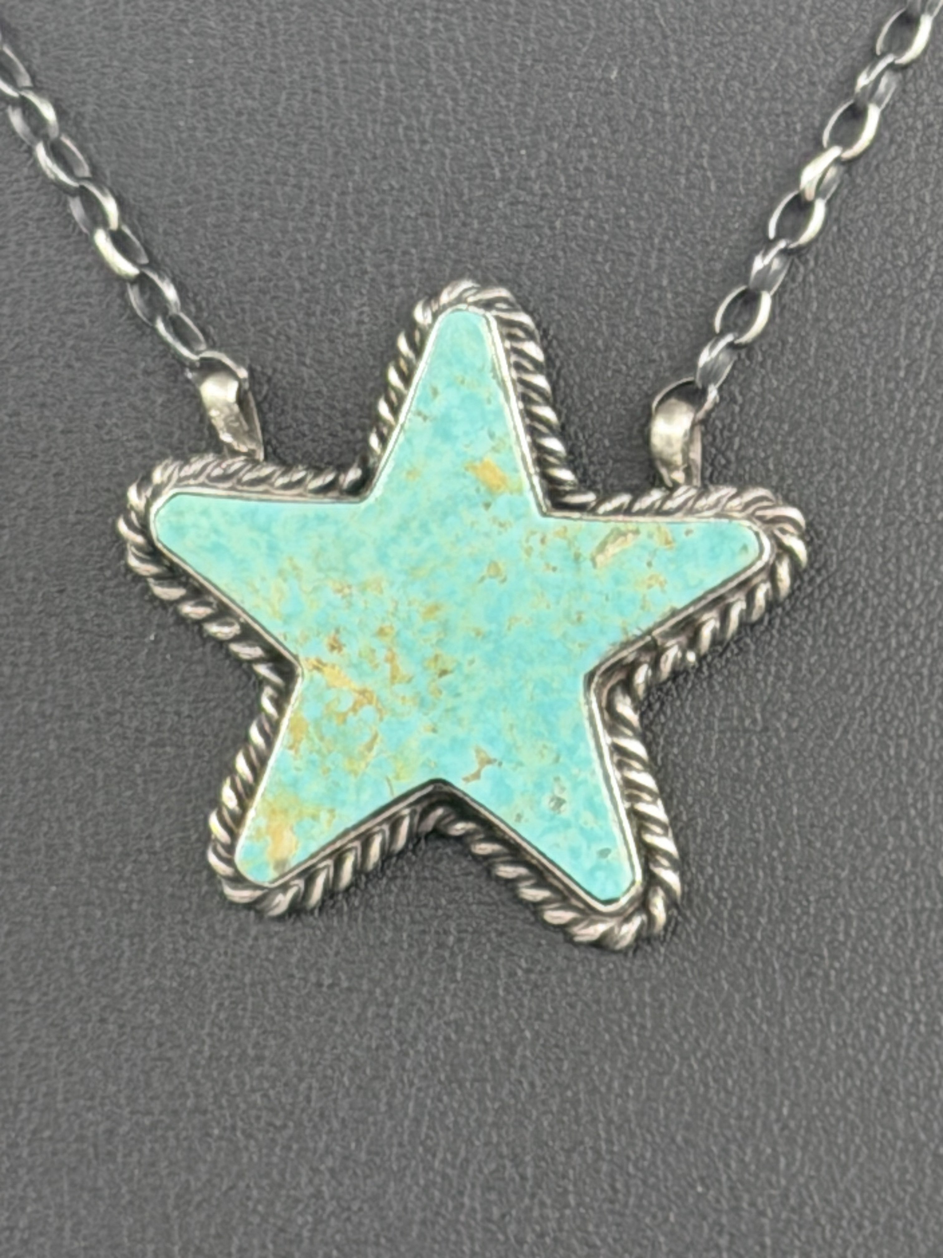 *Native American Made* Navajo Johnny Dixon:  18" Kingman Star Necklace
