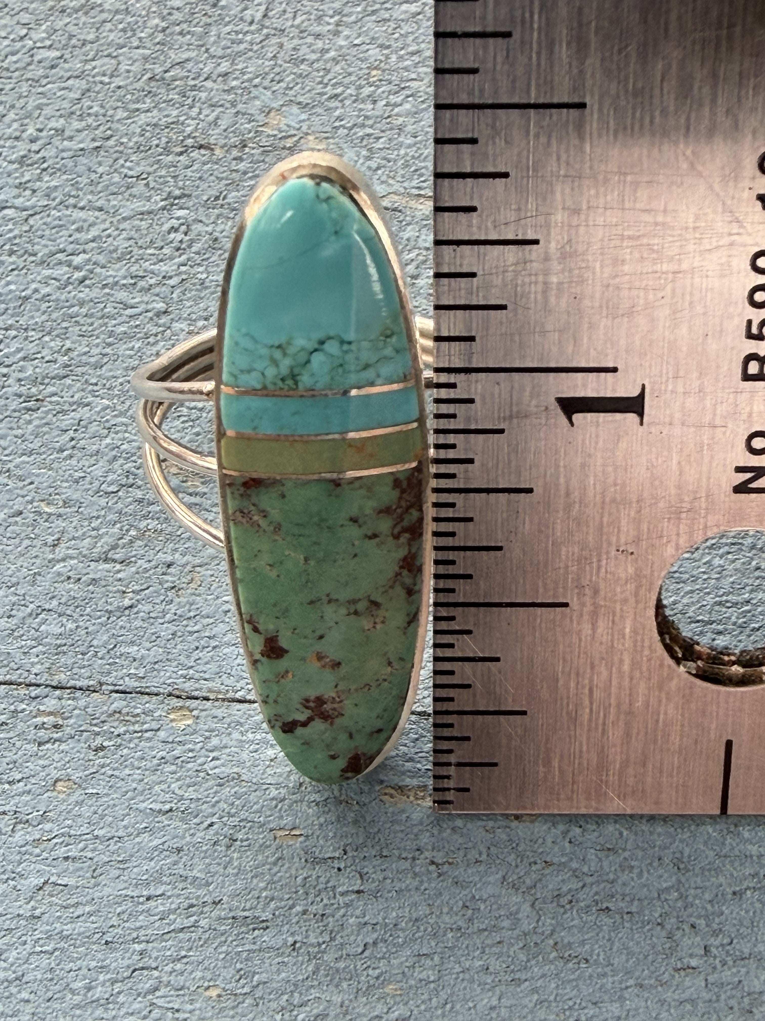 *Native American Made* Navajo Harold Smith - Sterling Silver with Mine#8 Oval Ring