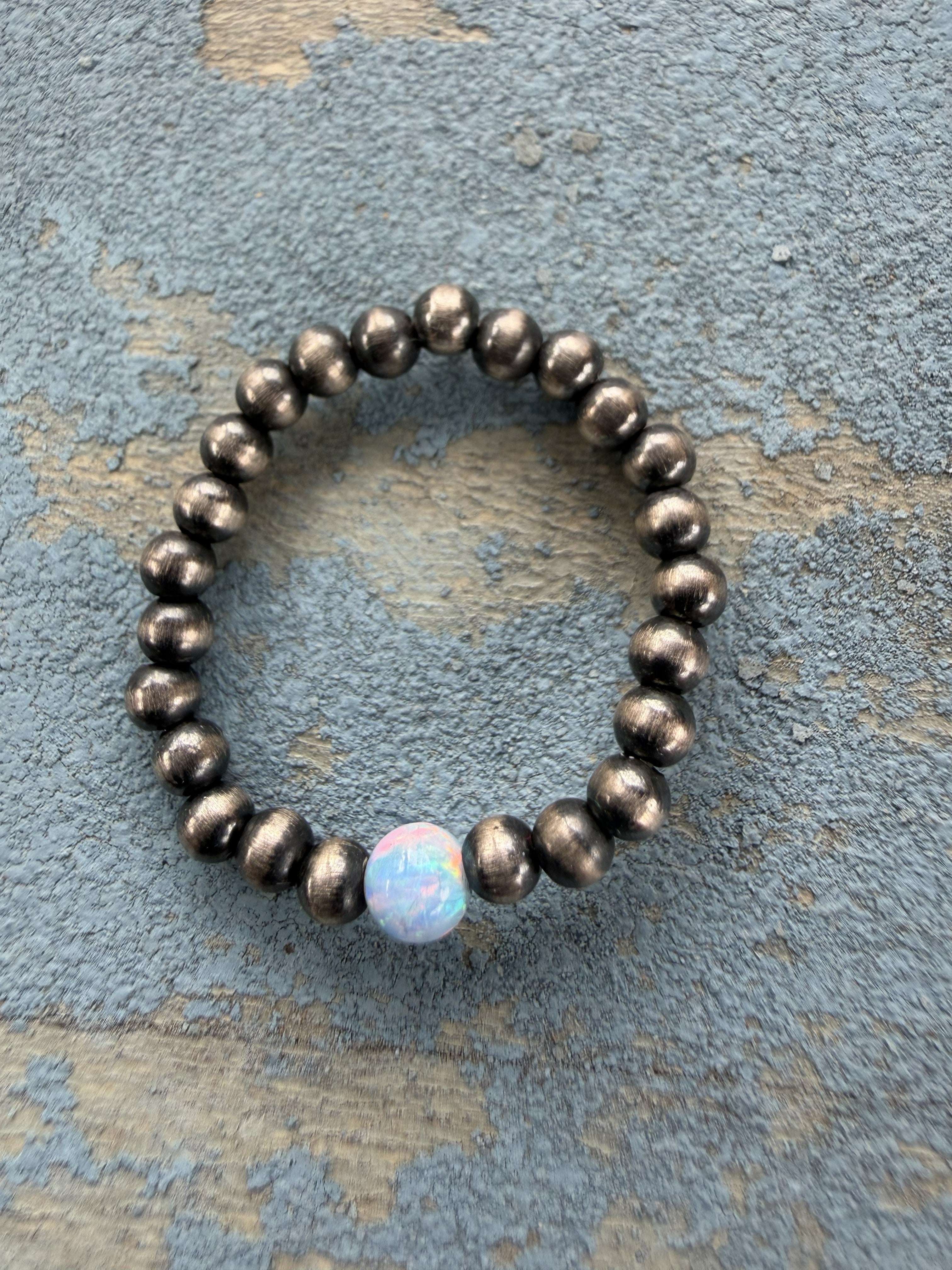 Strechy Sterling Silver Pearls Ring