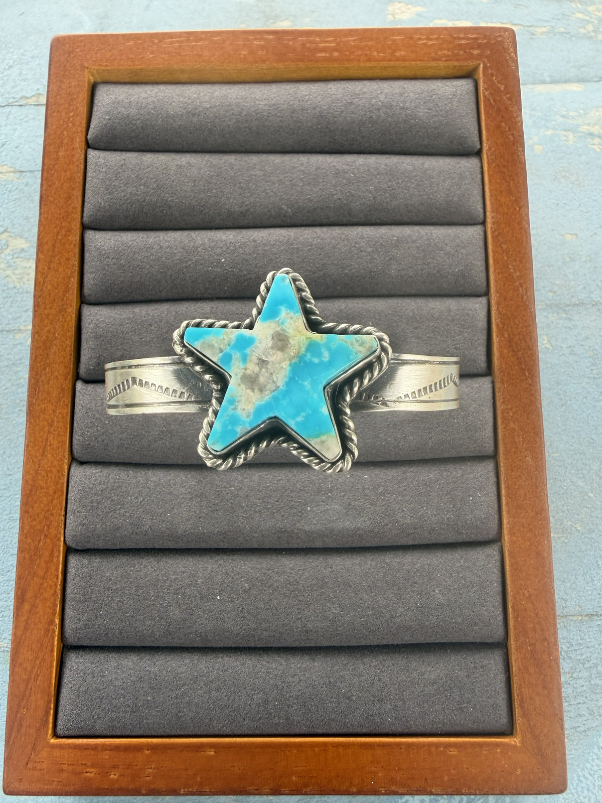 *Native American Made*  Navajo Rick Enriquez Kingman Star Cuff
