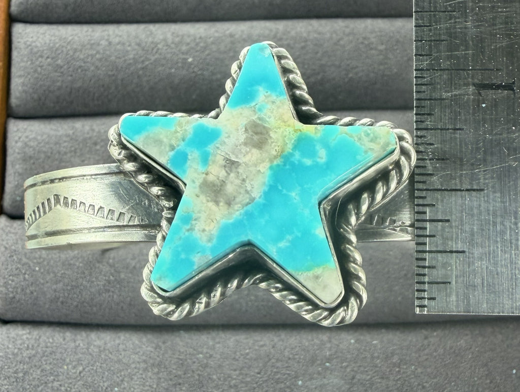 *Native American Made*  Navajo Rick Enriquez Kingman Star Cuff