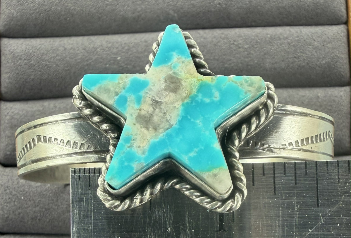 *Native American Made*  Navajo Rick Enriquez Kingman Star Cuff