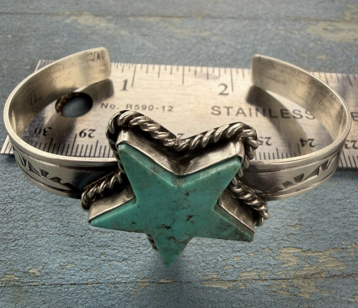 *Native American Made*  Navajo Rick Enriquez Kingman Star Cuff