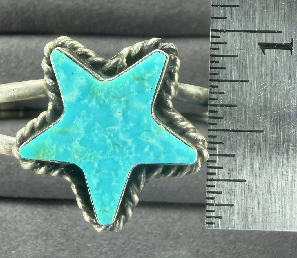 *Native American Made*  Navajo L Chee Small Star Cuff