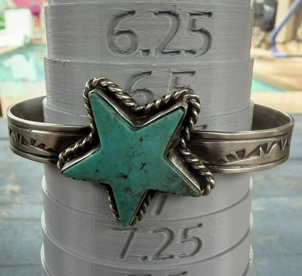 *Native American Made*  Navajo Rick Enriquez Kingman Star Cuff