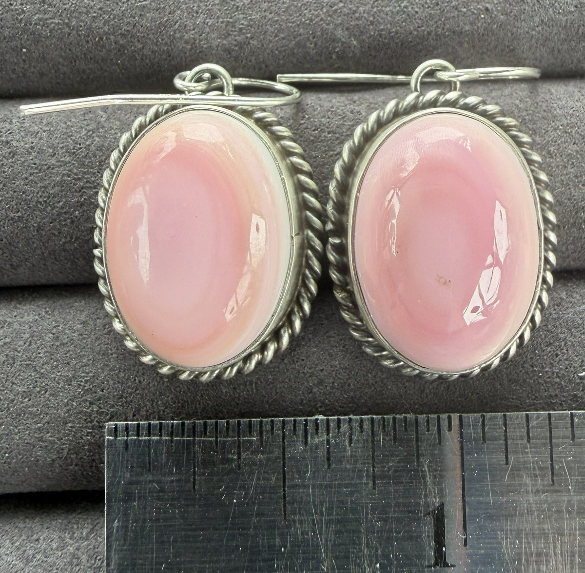 *Native American Made*  Navajo Trish Largo Pink Conch Oval Dangle Earrings