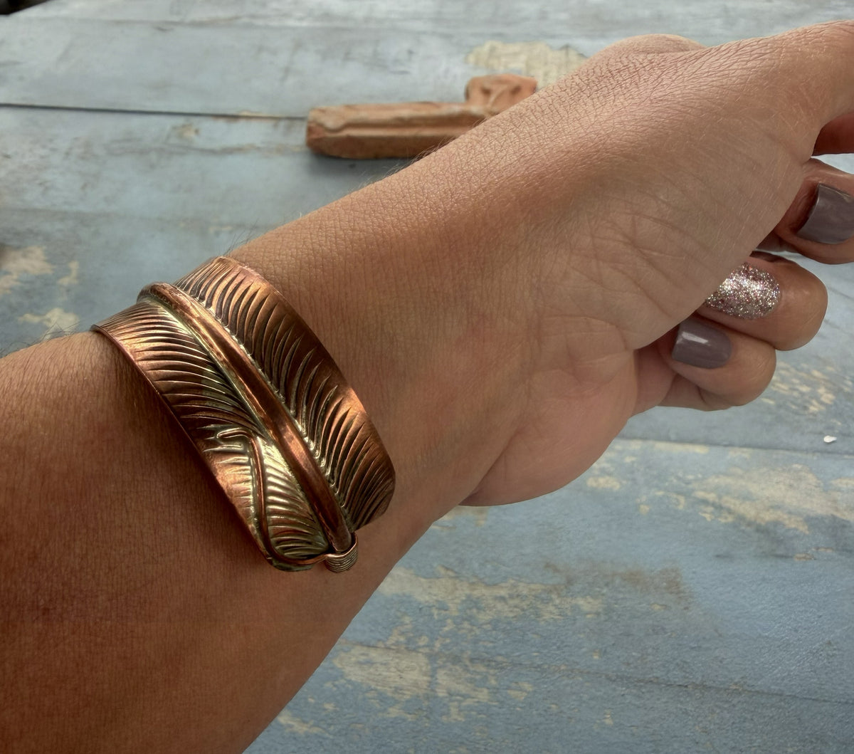 *Native American Made*  Navajo Aaron Davis Feather Copper Bracelet