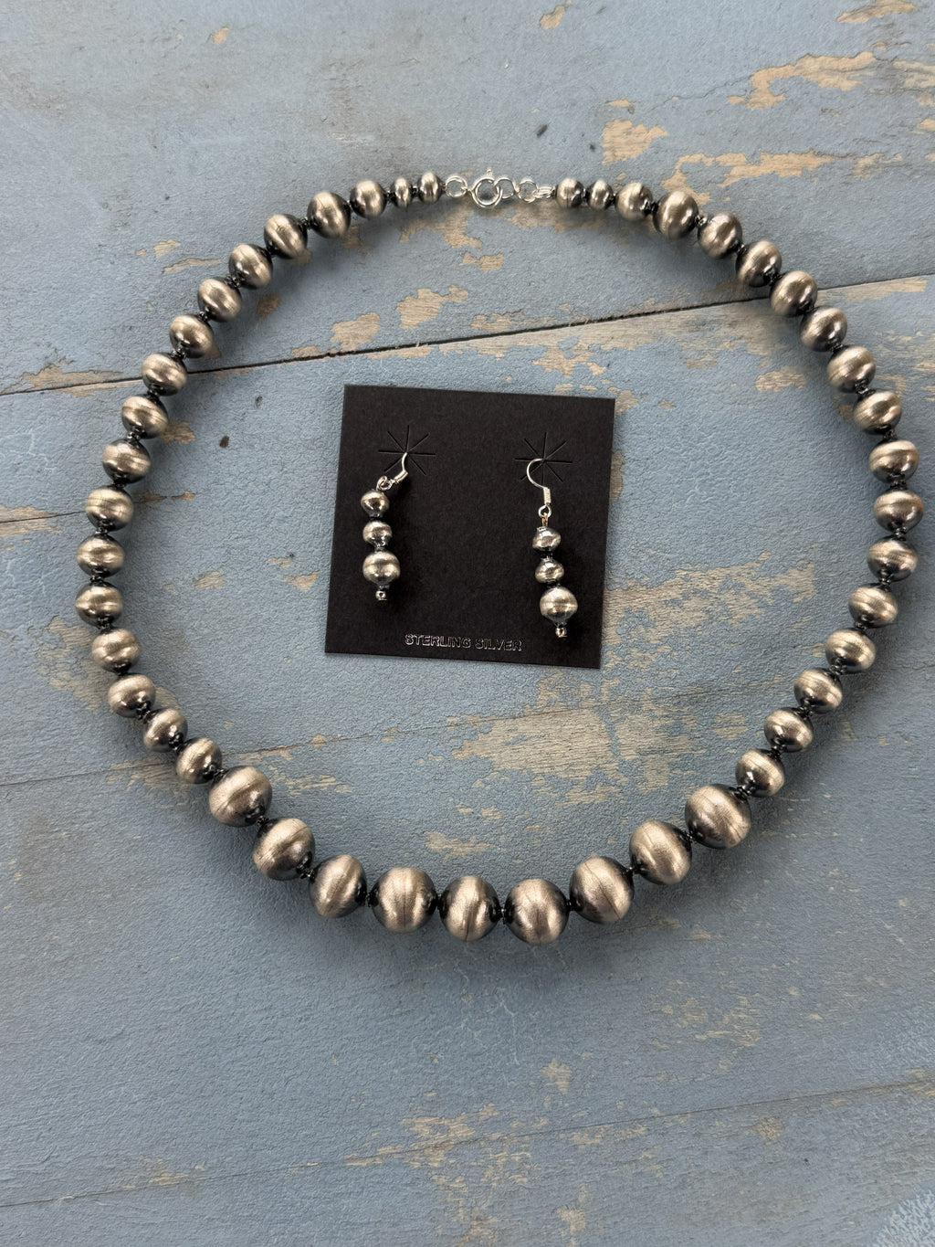 *Native American Made*  Navajo Treva Jim 18" Navajo Pearl Necklace and Earrings